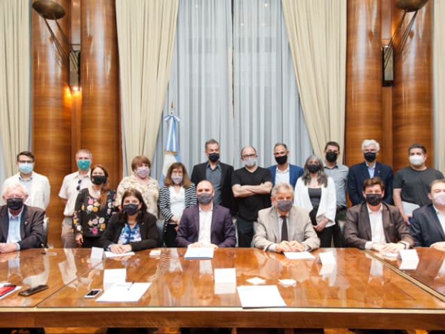 Aumentará la inversión en Ciencia y Tecnología