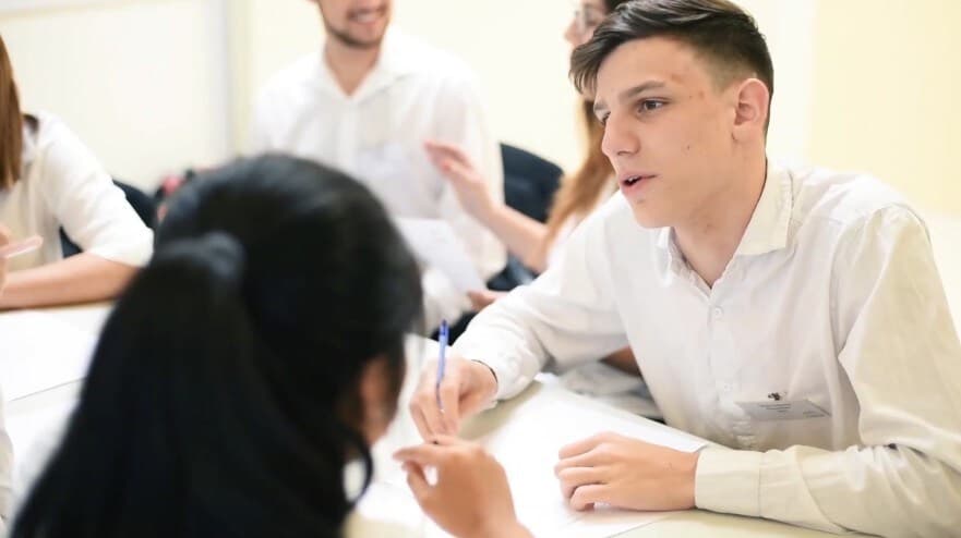 Ford Argentina y Fundación Forge colaboran para brindar herramientas a los jóvenes