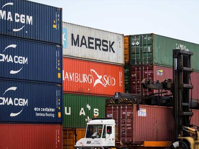 Las importaciones pusieron techo al superávit comercial en 2021