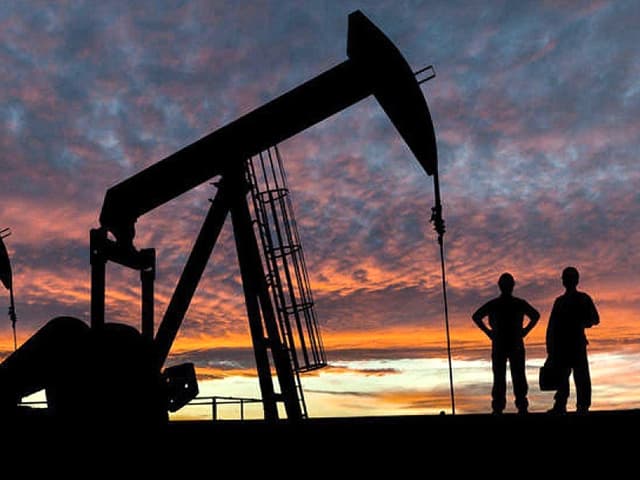El precio del petróleo arriba de US$ 80 por primera vez en tres años