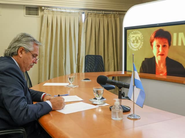 El posible acuerdo con el FMI y la meta fiscal de 2022