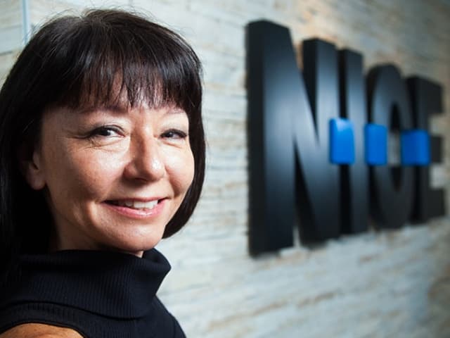 Autoservicio inteligente con IA y Machine Learning