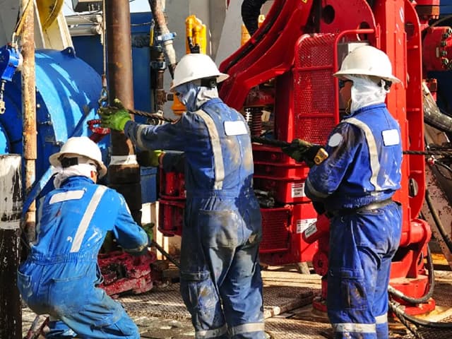 Mujeres: 21% de la fuerza laboral regional en petróleo