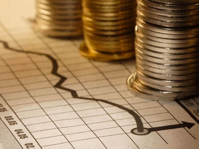 Superávit comercial crece tras cinco meses de caída