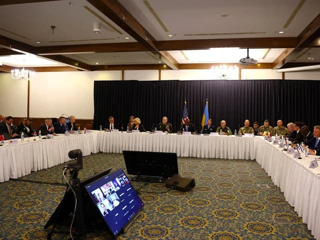 La UE está muy dispuesta a  estrangular la economía rusa