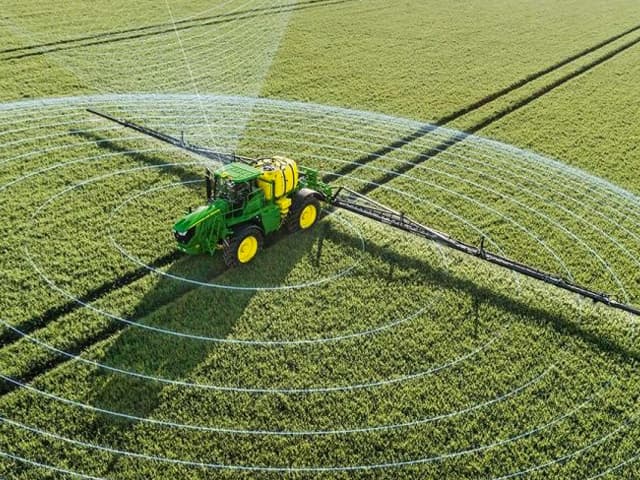 En el desarrollo del campo, la tecnología es un factor clave