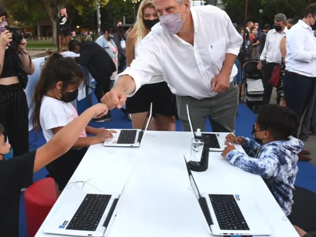 US$ 400 millones para la conectividad de escuelas