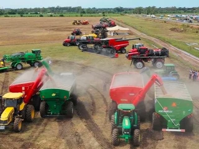 Se afianza la venta de “fierros” para el agro