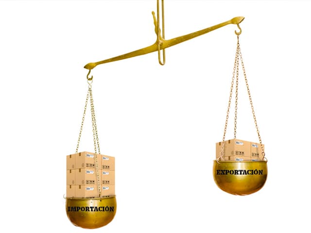 Junio, el primer déficit comercial desde 2018