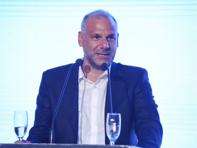 Dos grandes retos: reconversión y búsqueda de nuevos negocios