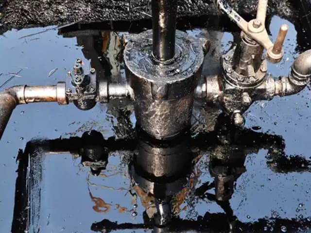 Riesgo de una contracción y las  acciones del campo energético