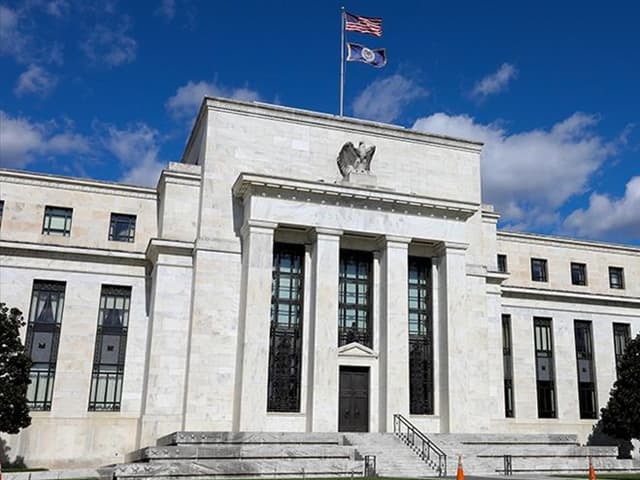 Acusan a la FED de desestimar problemas evidentes en el SVB