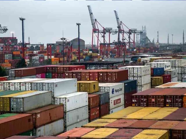 El comercio exterior: entre las dificultades internas y externas