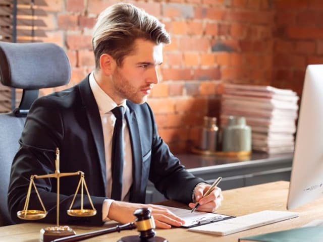 El área de Legales en lenta  adopción de la tecnología