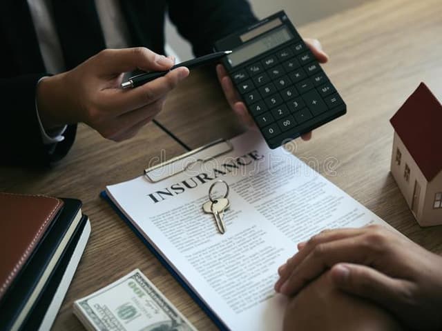 Primas de seguro más caras por riesgos e incertidumbre