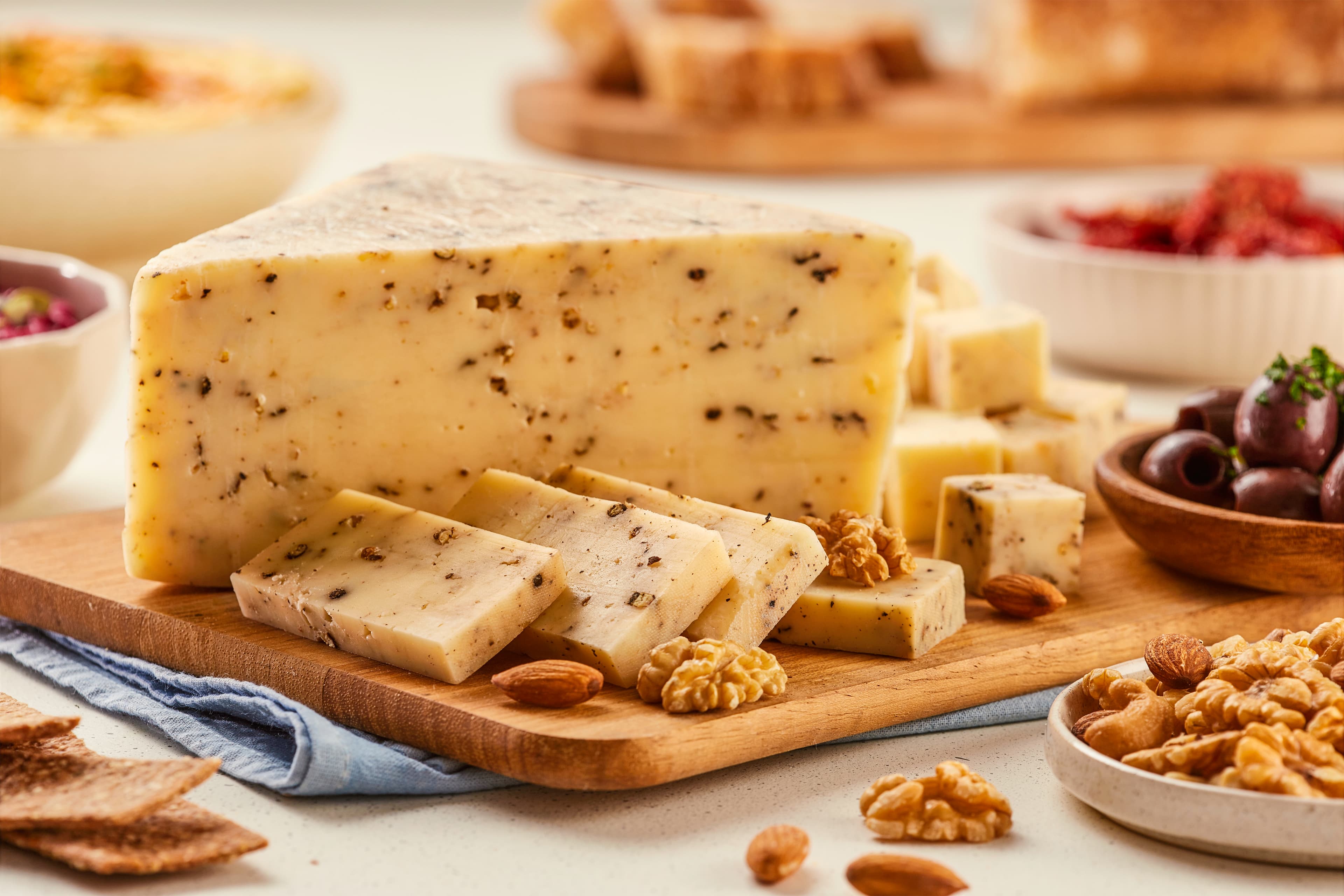 Santa Rosa desata una “tormenta de sabor” con su nuevo queso con pimienta