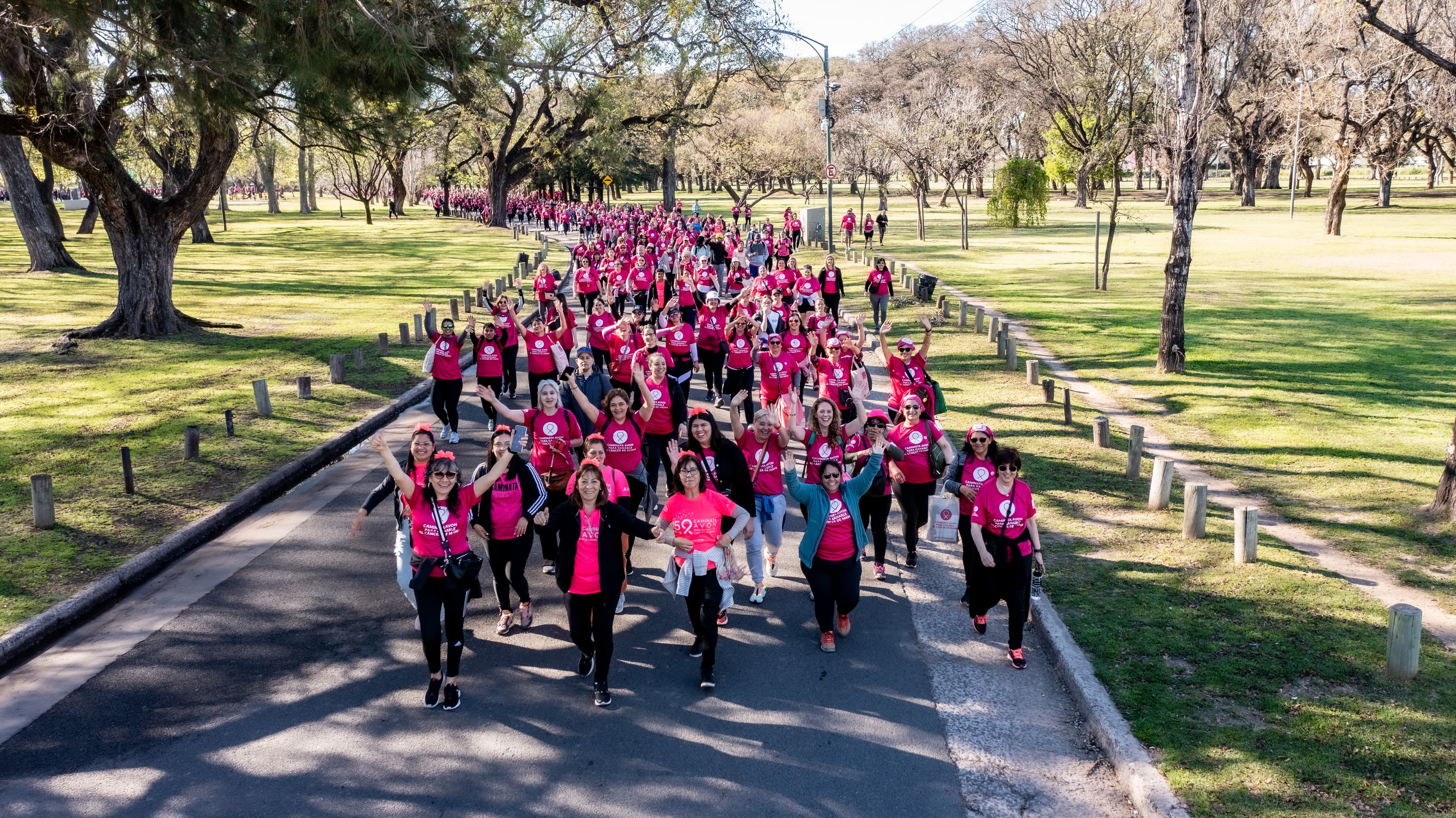 Más de 12.500 personas se sumaron a la 17° edición de la Caminata Avon