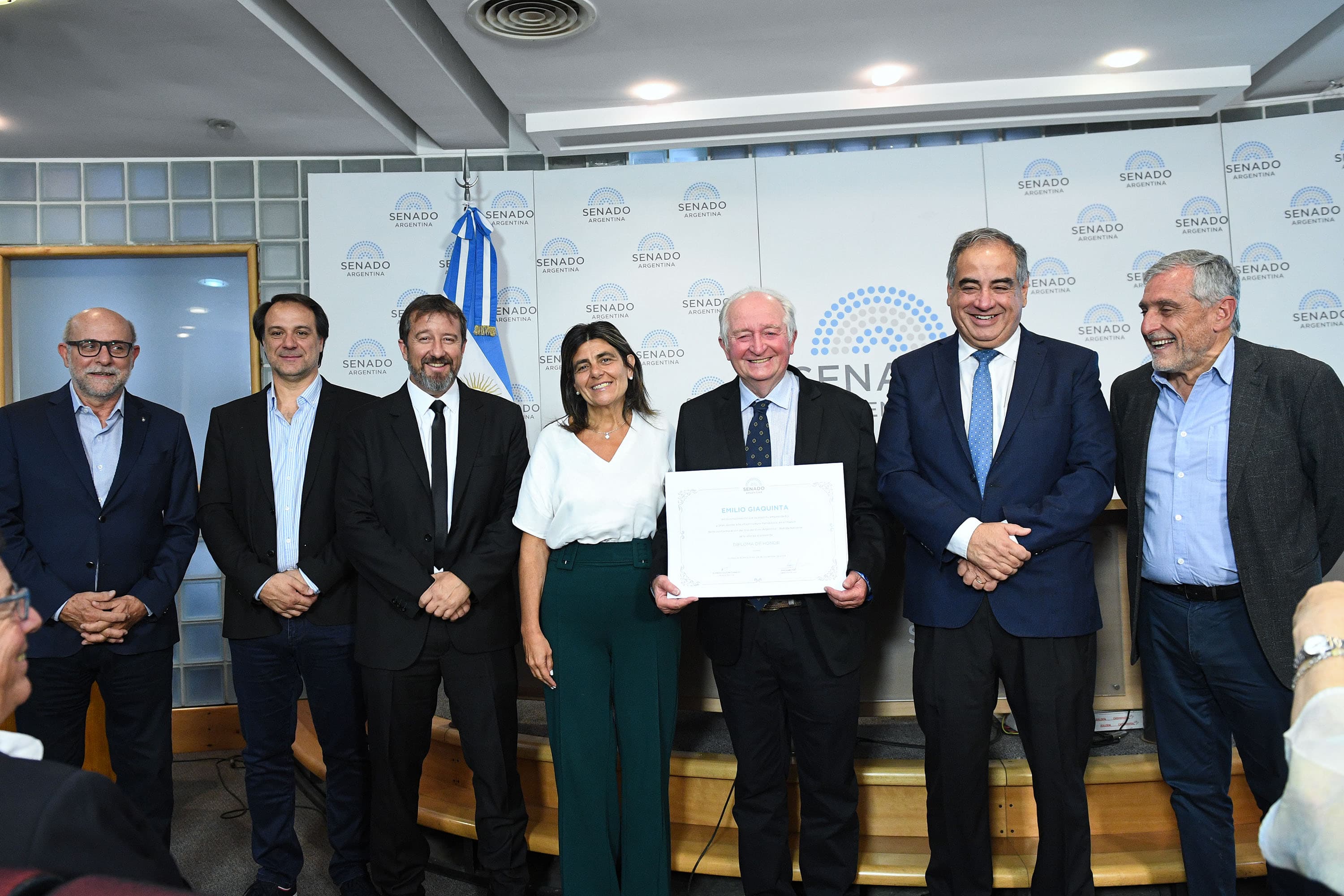 24 de noviembre: Día del Vino, bebida nacional