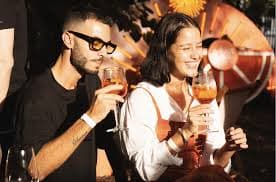 Se inaugura el ciclo "Aperol Spritz Taste & Sound" en Camping
