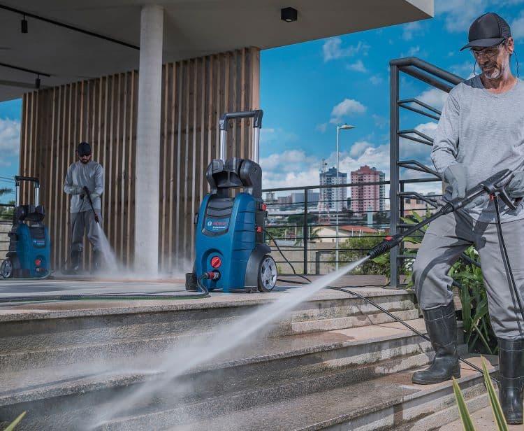 Bosch presenta una nueva línea de hidrolavadoras y jardinería