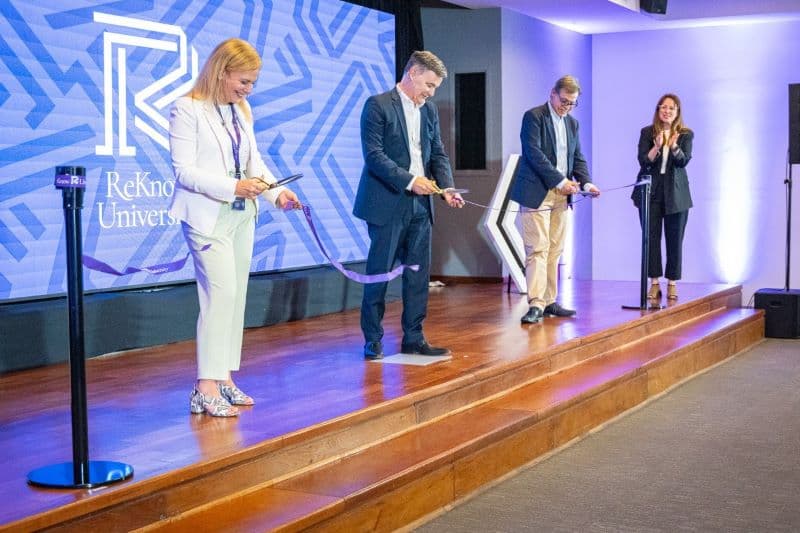 Renault Argentina presenta su universidad corporativa "ReKnow University"