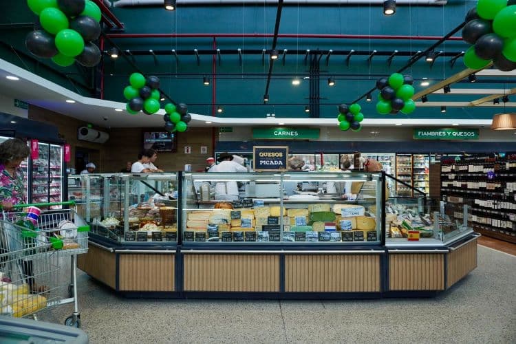 Con una inversión de US$ 5 millones, Jumbo abre sus puertas en Puertos Escobar