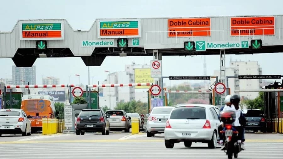 Con 380% de suba, Peajes lideró el aumento de costos del transporte en 2024