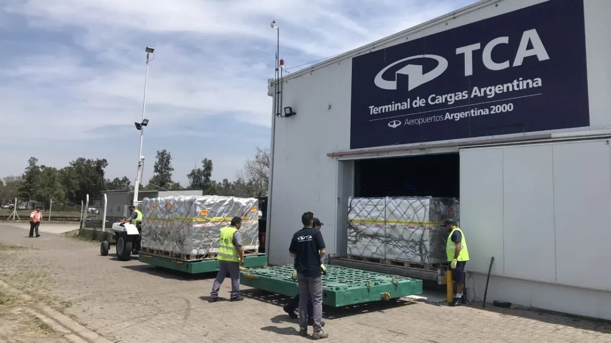 Crecen las compras en el exterior y colapsa el sistema de courier en Argentina