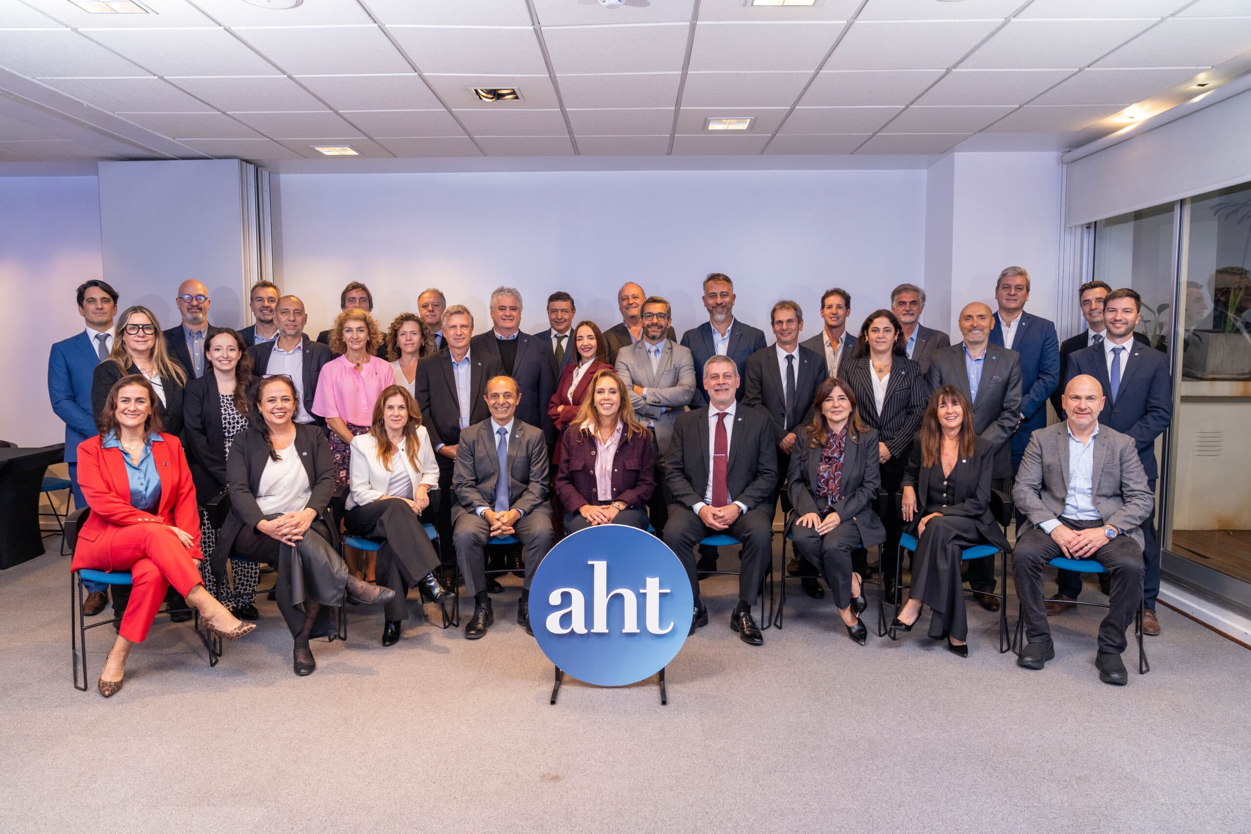 Gabriela Ferrucci fue reelegida como presidenta de la AHT para el período 2025–2027