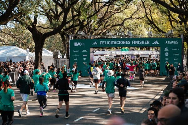 Adidas acompañó a 27 mil corredores en los 21K de Buenos Aires