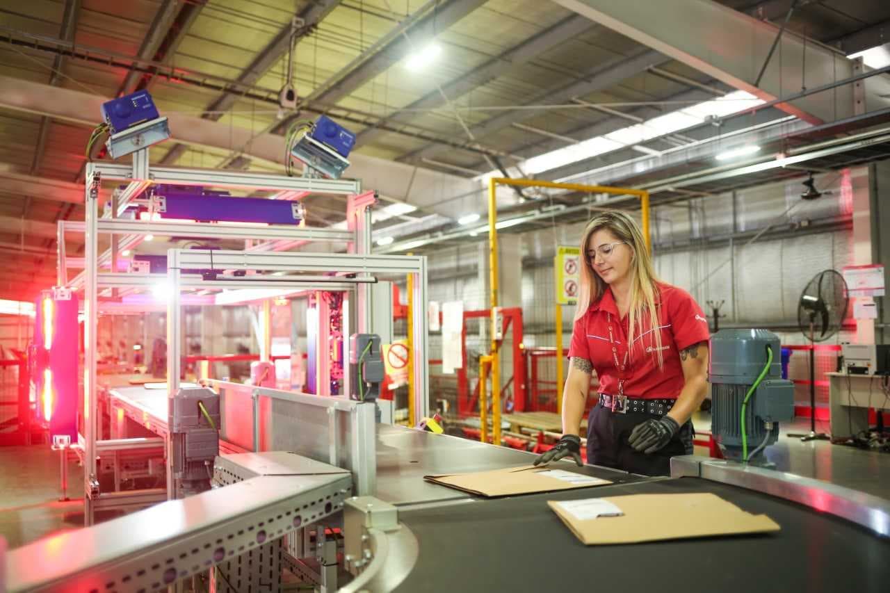 Andreani impulsa 45% más envíos de PyMEs y emprendedores en Córdoba