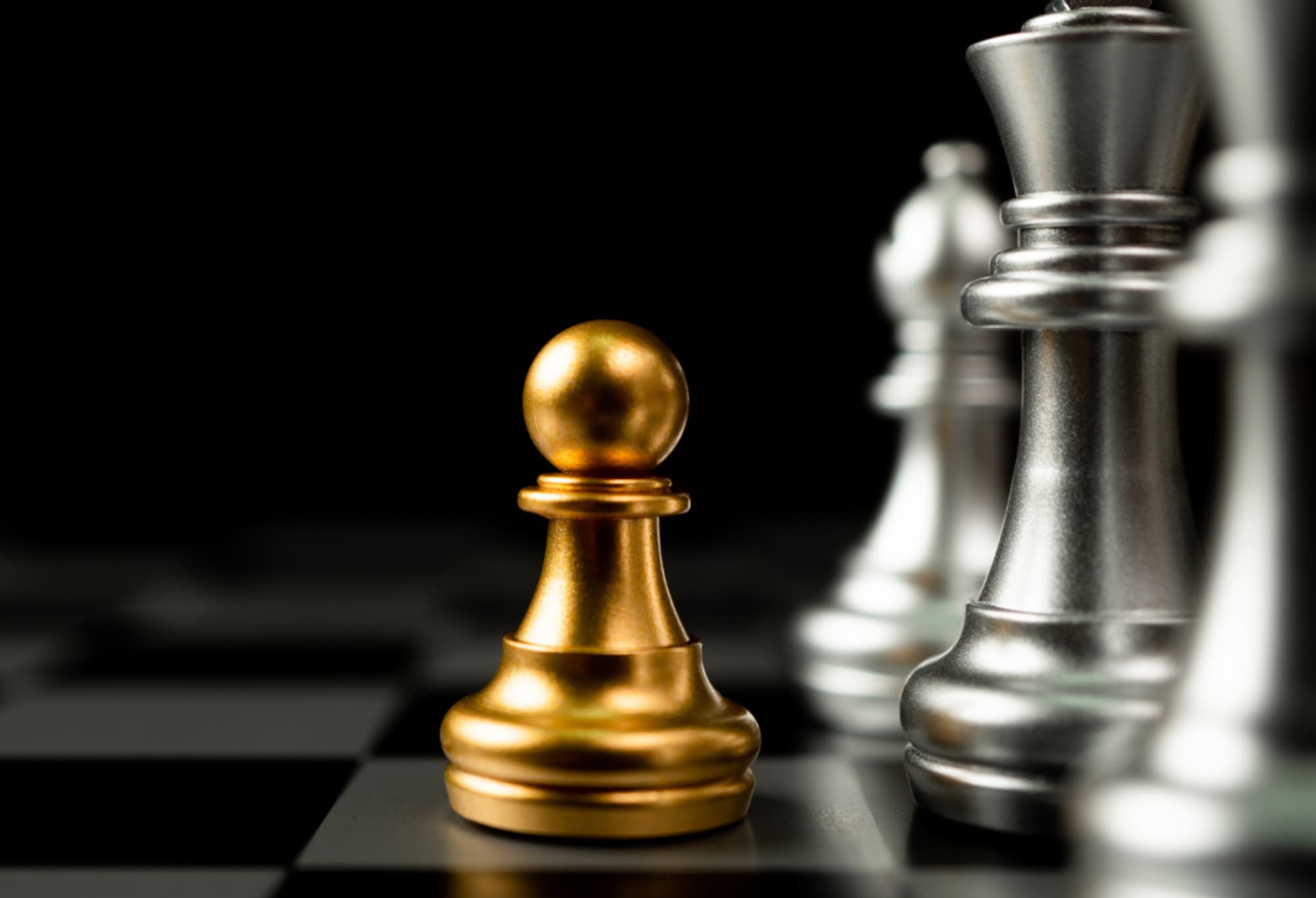 El liderazgo en jaque: entre el poder, la incoherencia y la demanda social de un nuevo contrato moral