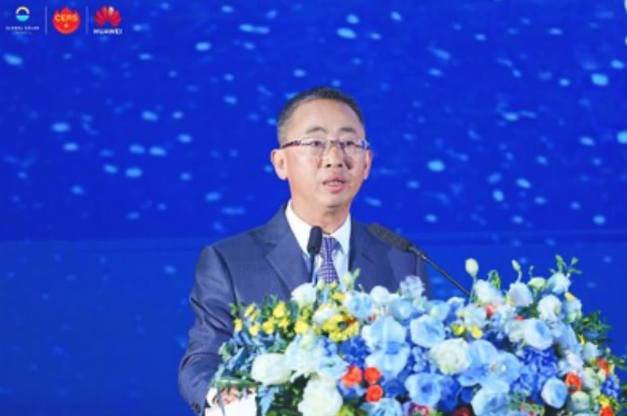 Foro Global de la Industria Baja en Carbono promueve redes para energías renovables en Shenzhen