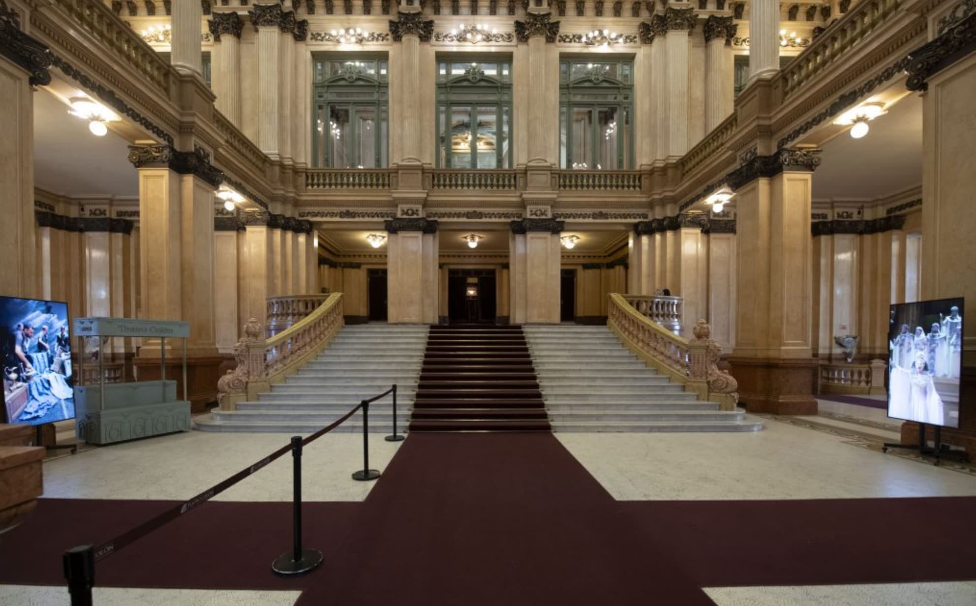 Samsung firma alianza con el Teatro Colón como primer socio tecnológico para modernización digital