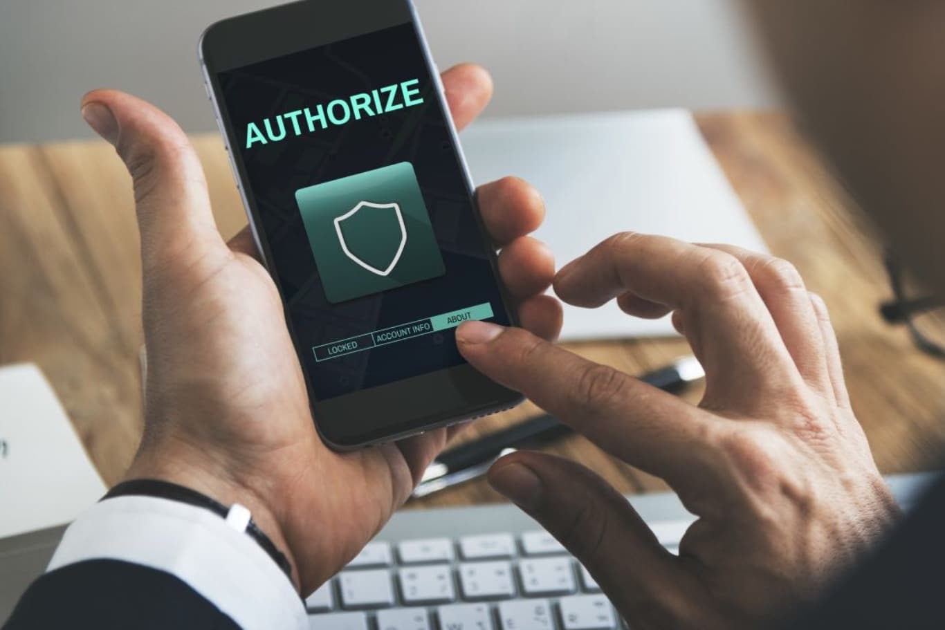 La digitalización redefine la contratación de seguros de autos en México con plataformas y comparadores online