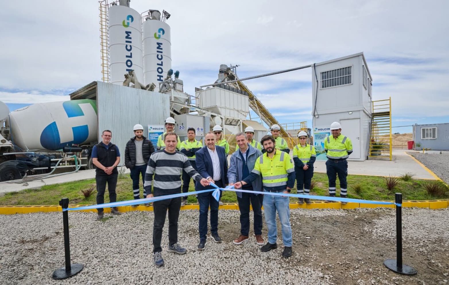 Holcim Argentina inaugura planta de hormigón en Zárate y presenta ECOPact en Buenos Aires
