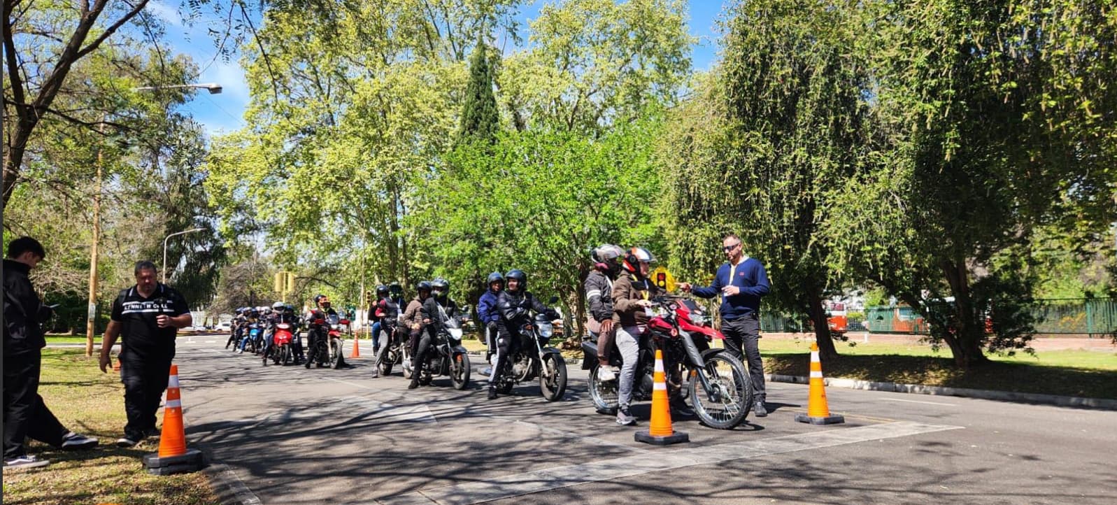 Uber Moto y el ACA organizan jornada de capacitación en seguridad vial para conductores en CABA