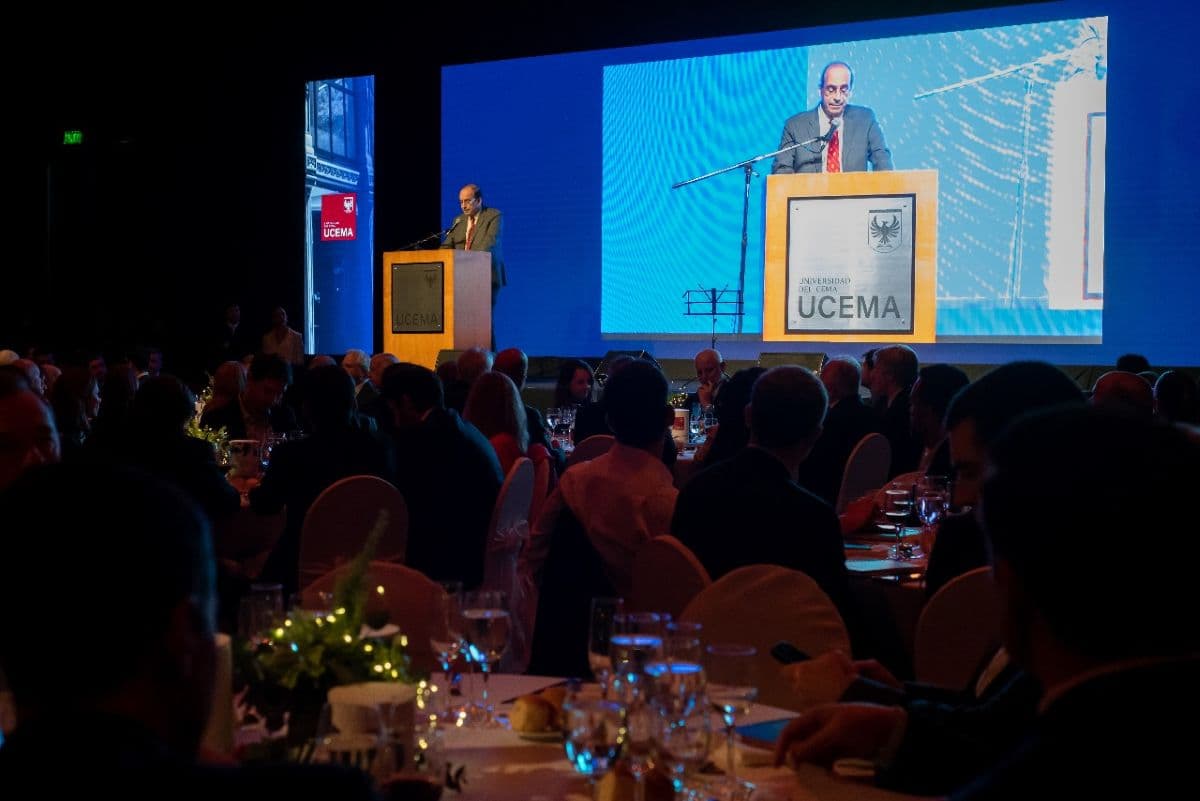 UCEMA celebró una noche récord en su Cena Anual por el Fondo de Becas