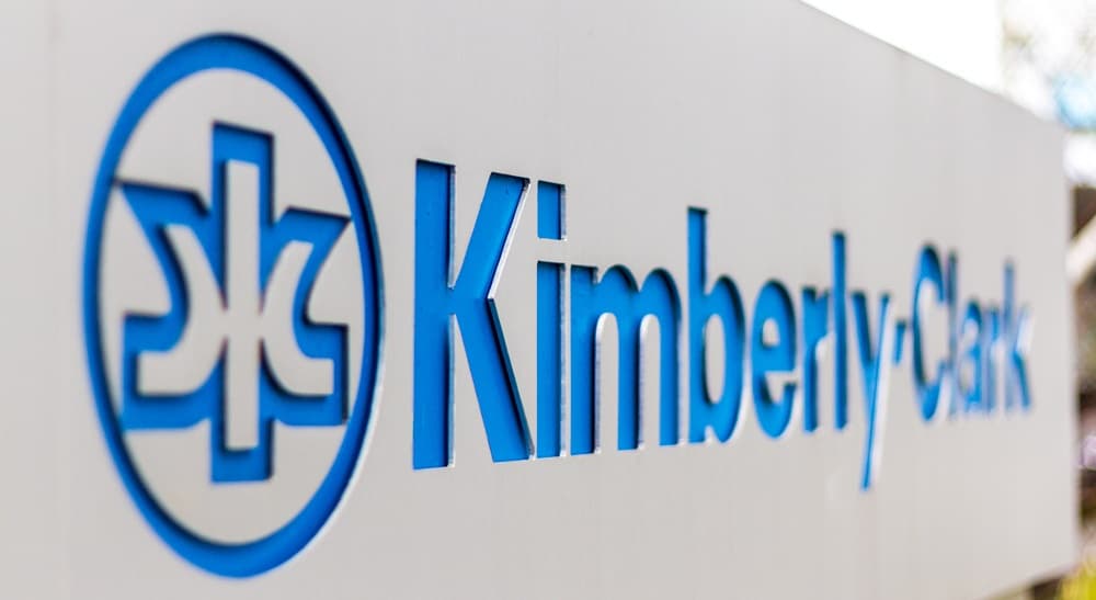 Kimberly-Clark establece alianzas globales para mejorar la salud menstrual y materna en siete países