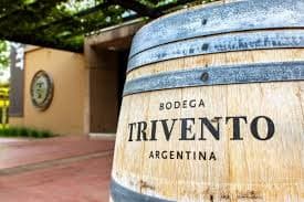 B-Fest 2025 reúne nueve bodegas B de Mendoza en Trivento para apoyar la educación