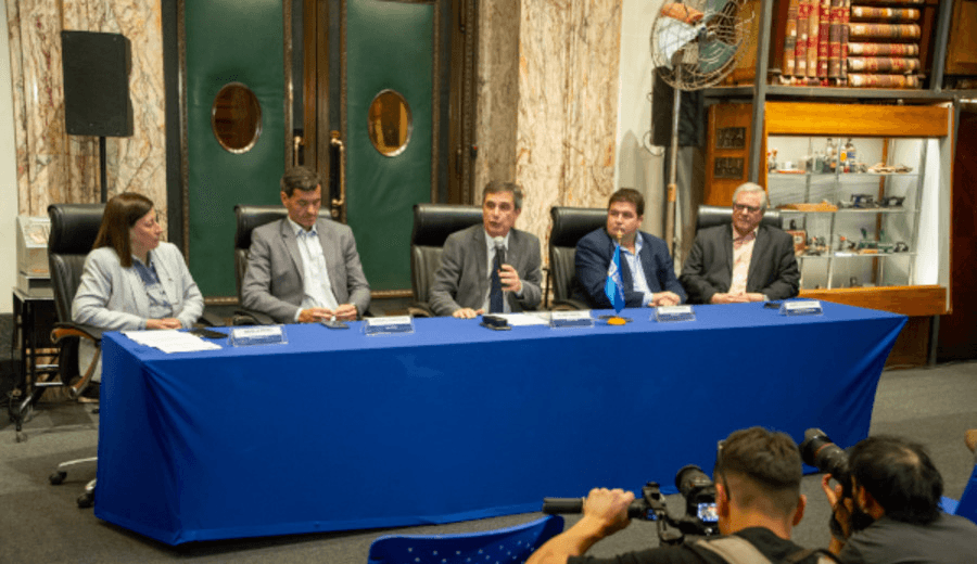 El Banco República reinstala descuentos en el litoral y extiende beneficios en las fronteras uruguayas