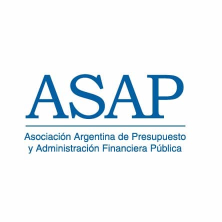 La ejecución presupuestaria nacional en octubre 2025 mostró superávit, caída real de ingresos y ajuste en el gasto