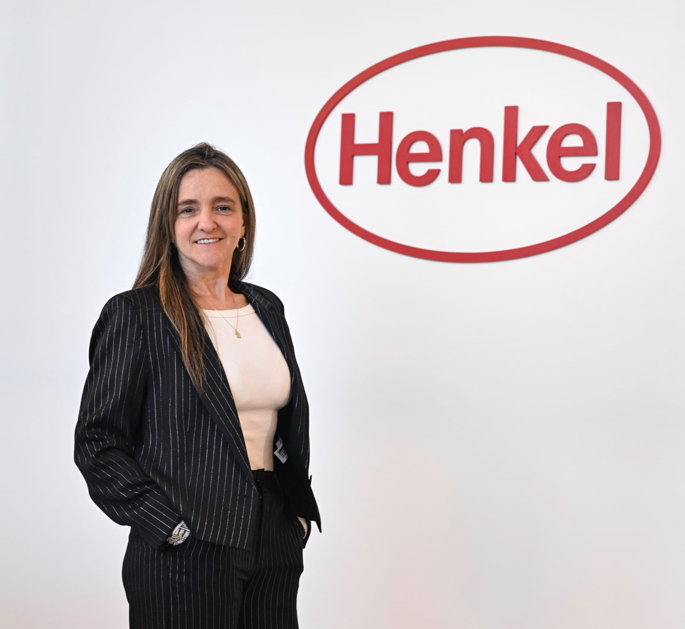 Henkel Argentina incorpora tres gerentas y alcanza la paridad de género en su comité directivo