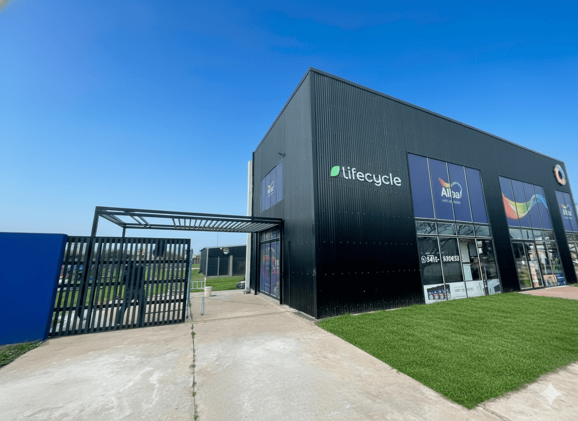 Lifecycle inaugura su primer local en Funes con enfoque en soluciones de madera plástica