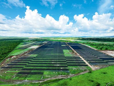 PowerChina desarrolla proyectos fotovoltaicos en Brasil, Chile y Argentina tras la COP30