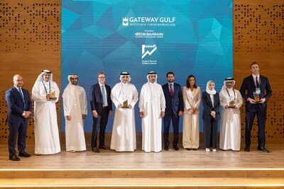 Bahréin concreta inversiones por US$ 4.400 millones con nuevas Licencias Doradas en Gateway Gulf