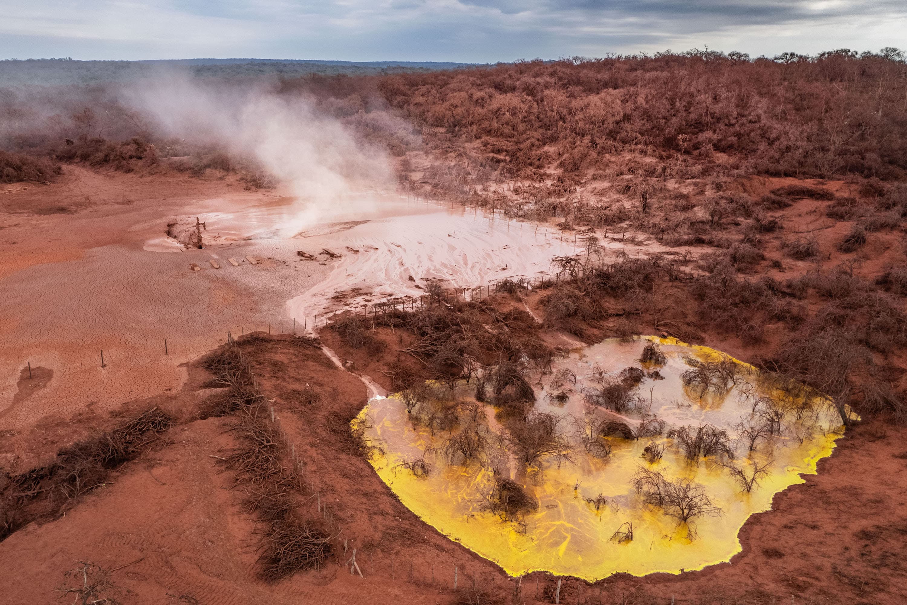 Greenpeace alerta sobre contaminación de 20 hectáreas por pozo petrolero abandonado en Salta