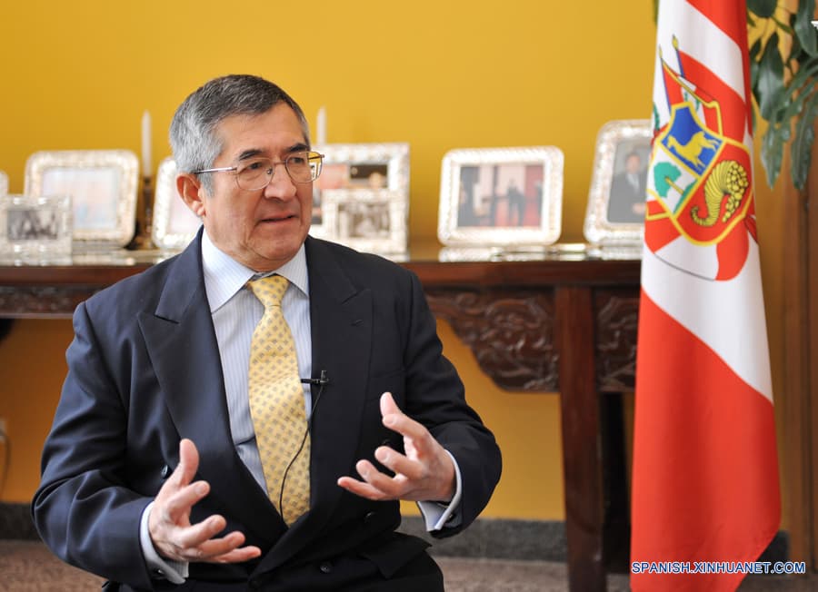 El ex embajador Juan Carlos Capuñay Chávez publica análisis sobre vínculos Perú-China en China Hoy