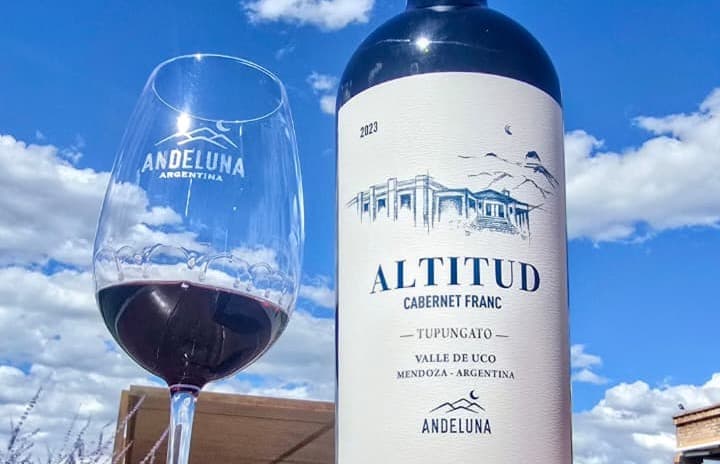 Andeluna presenta Altitud Cabernet Franc 2023 en el Día Internacional de la variedad