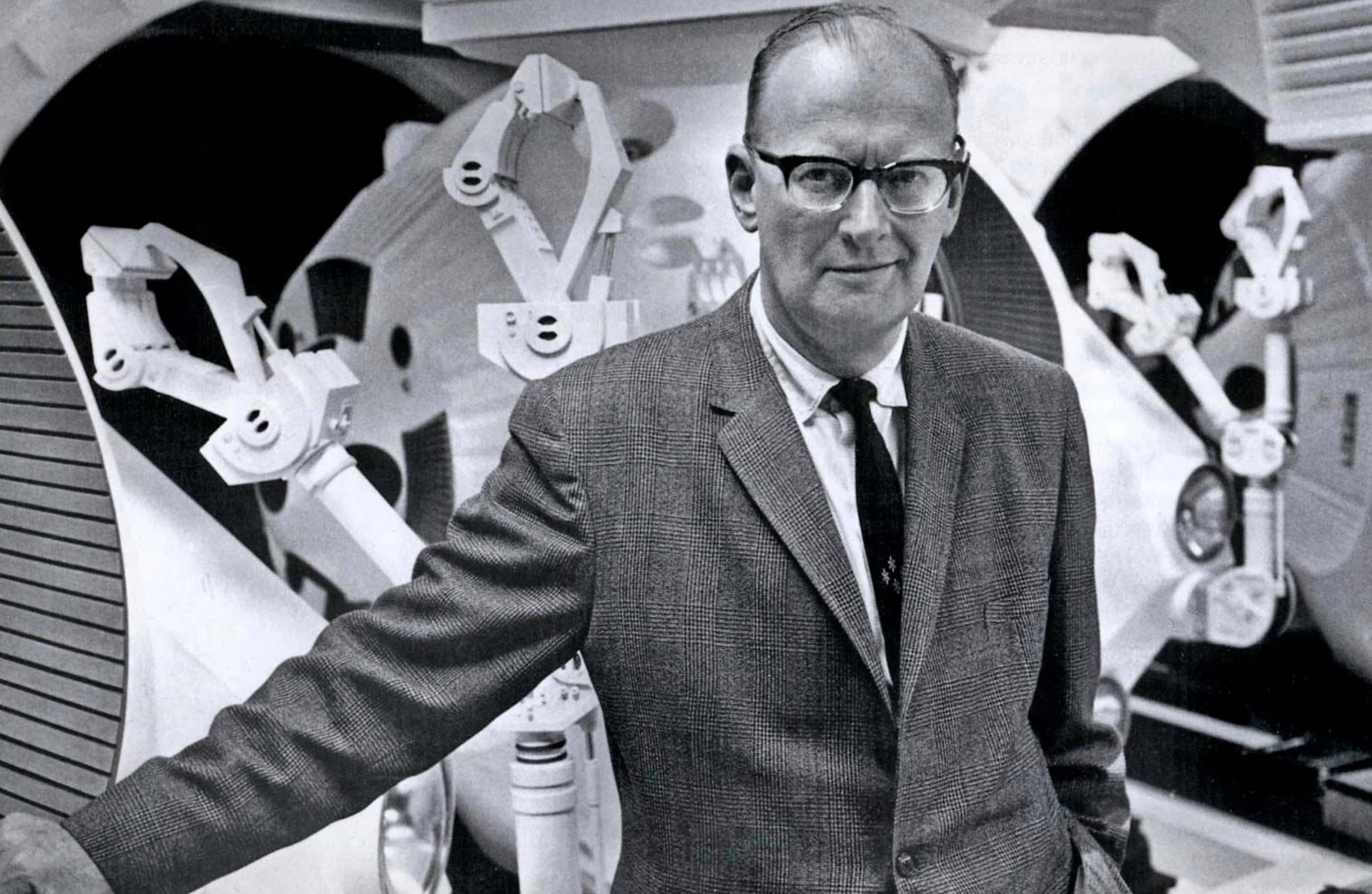 Arthur C. Clarke, del radar en la RAF a los satélites geoestacionarios